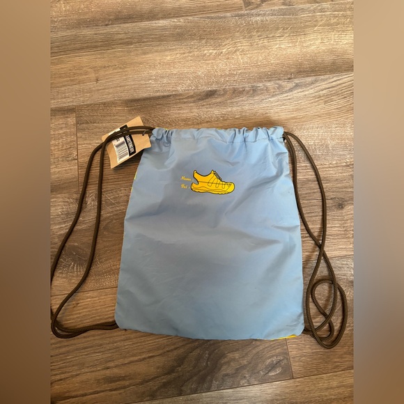 Keen Striped Drawstring Bag - Picture 4 of 4